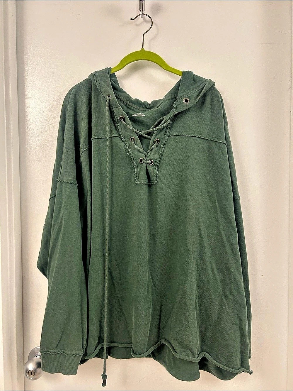 Aeropostale Lace-Up Hooded Sweatshirt in Green Size Medium